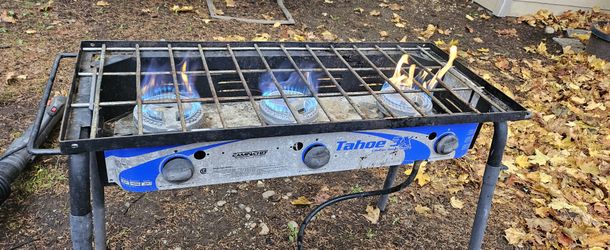 3 Burn Grill TAHOE CAMP CHEF $200 OBO