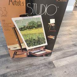 Art studio easel and watercolor