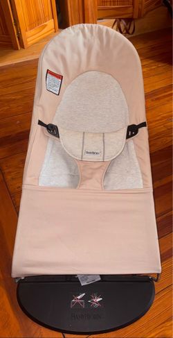 Baby bjorn bouncer