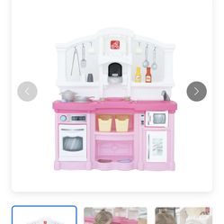 Toddler play kitchen