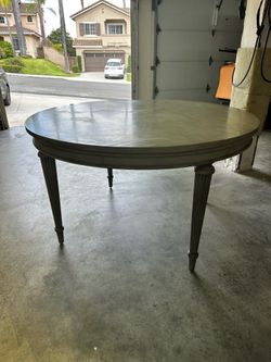 54” Round Solid Wood Dining Table | Adjustable Legs | Seats 4–6