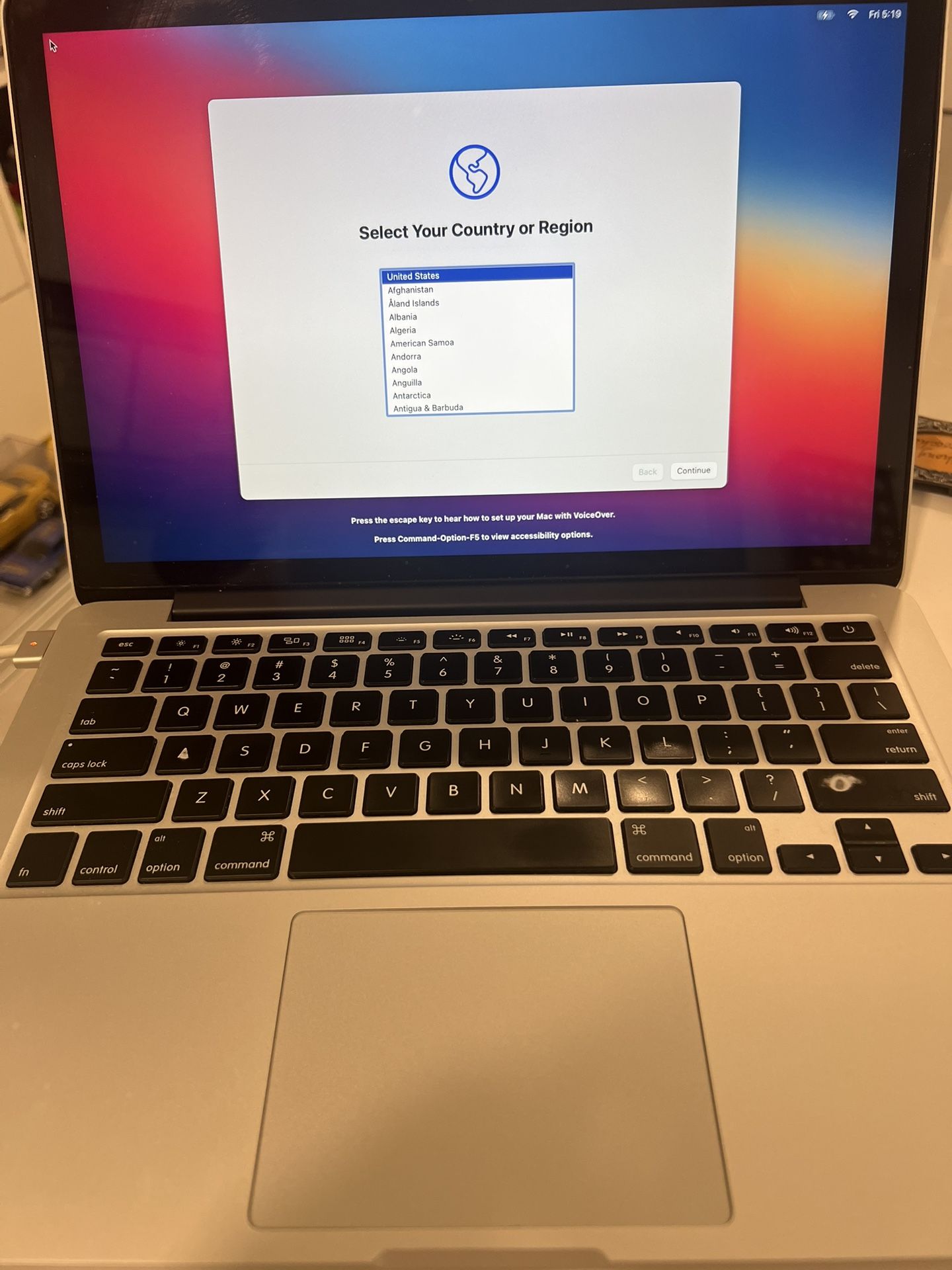 Apple MacBook Pro MGX82LL/A13.3 Mod: A1502 Silver + MacBookAir SuperDrive + Slim