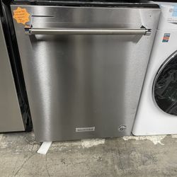 Kitchenaid Dishwasher 