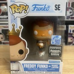 LIMITED SHOW EDITION TRANSLUSCENT 2000 PIECE Freddy Funko Orange Lantern Pop