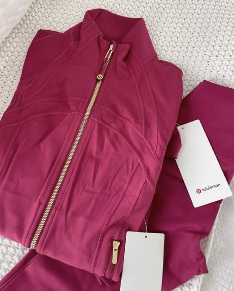 Lululemon Top And Bottom Set