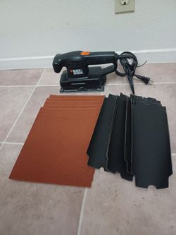 Black & Decker Sheet Sander w Sandpaper