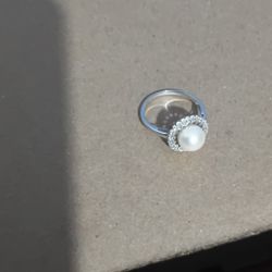 Shiny Pearl 9mm With Tiny Eight Zirconia 925 Silver From CHINA.