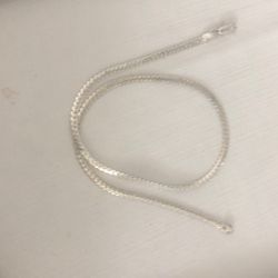 Necklace 925 silver asking $25