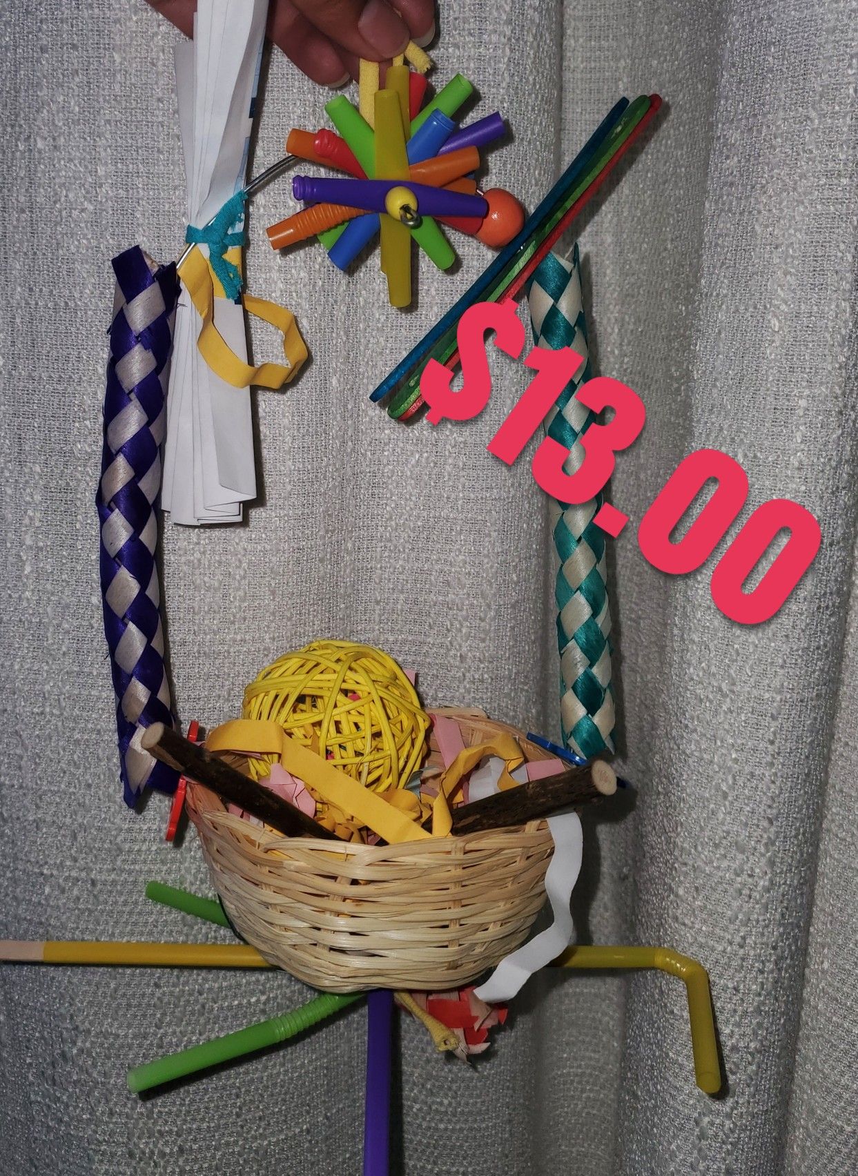 Surprised basket bird toy