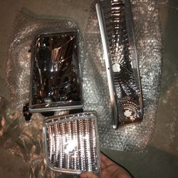 92-96 Ford Headlights
