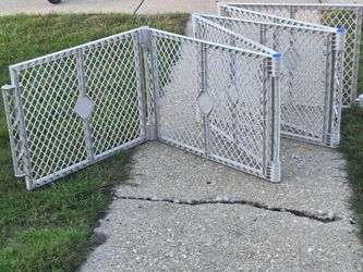 Gate