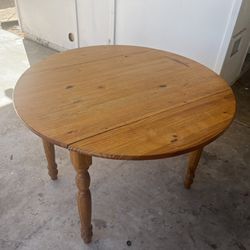 Small Round Kitchen Table