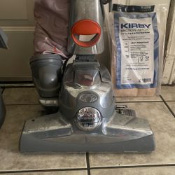 Vacuum Cleaner Model Sentirá