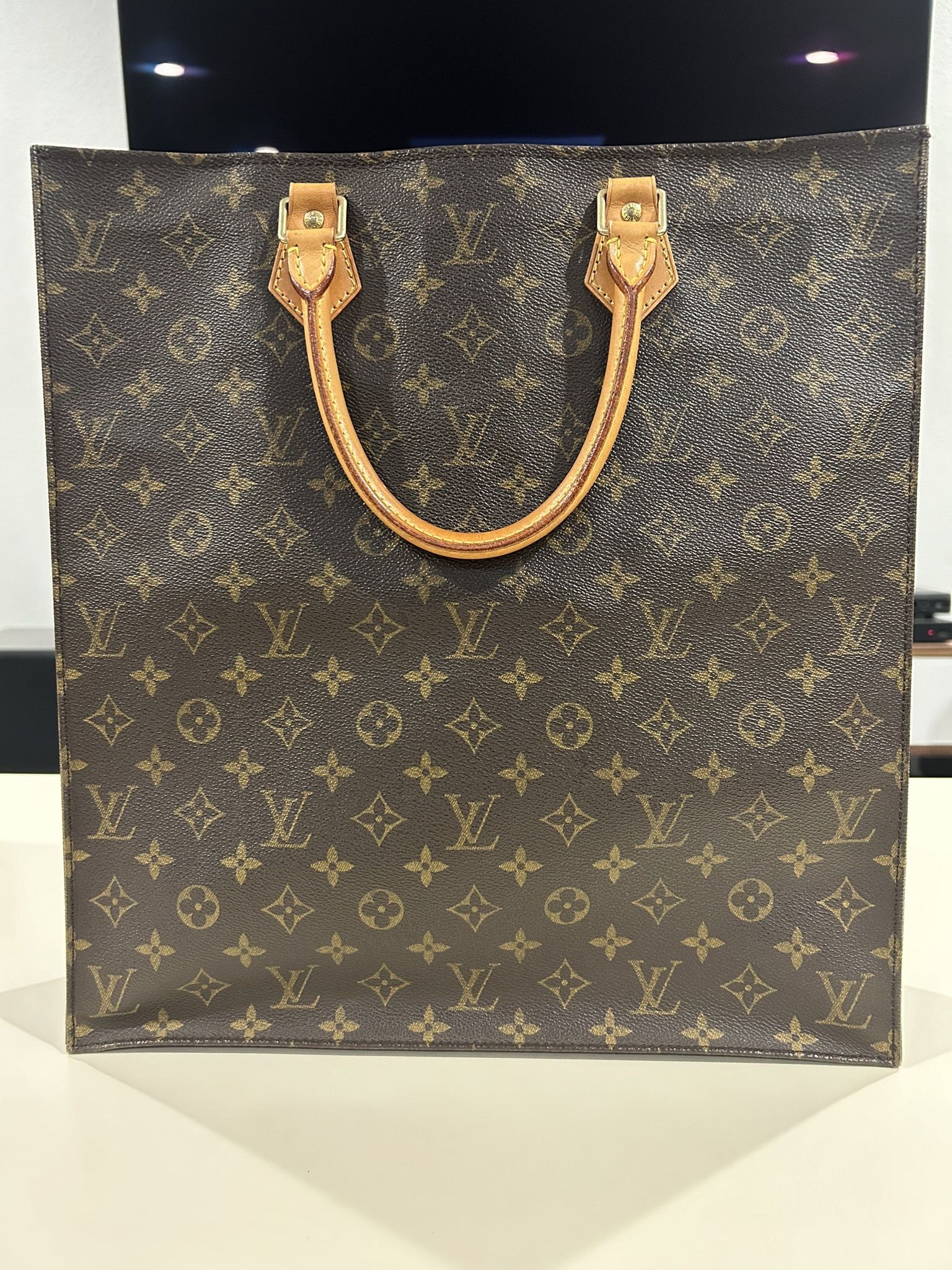 Authentic Louis Vuitton Plat Sac Tote