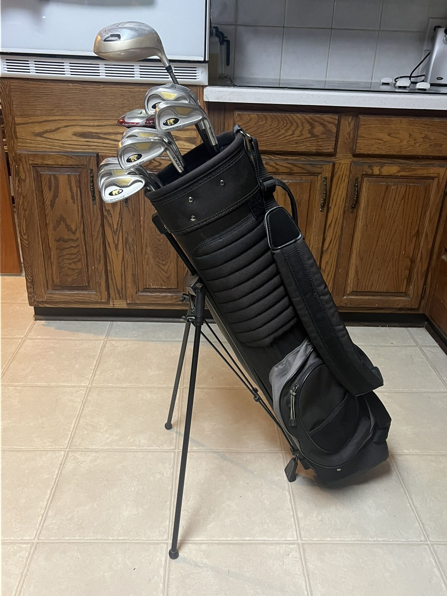 Full Set Of Golf Clubs 