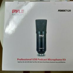 Podcasting Microphone Kit (Unopened)