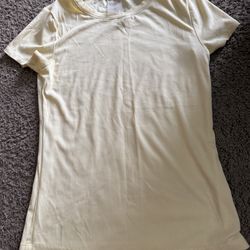 Women’s yellow Calia t-shirt (small)