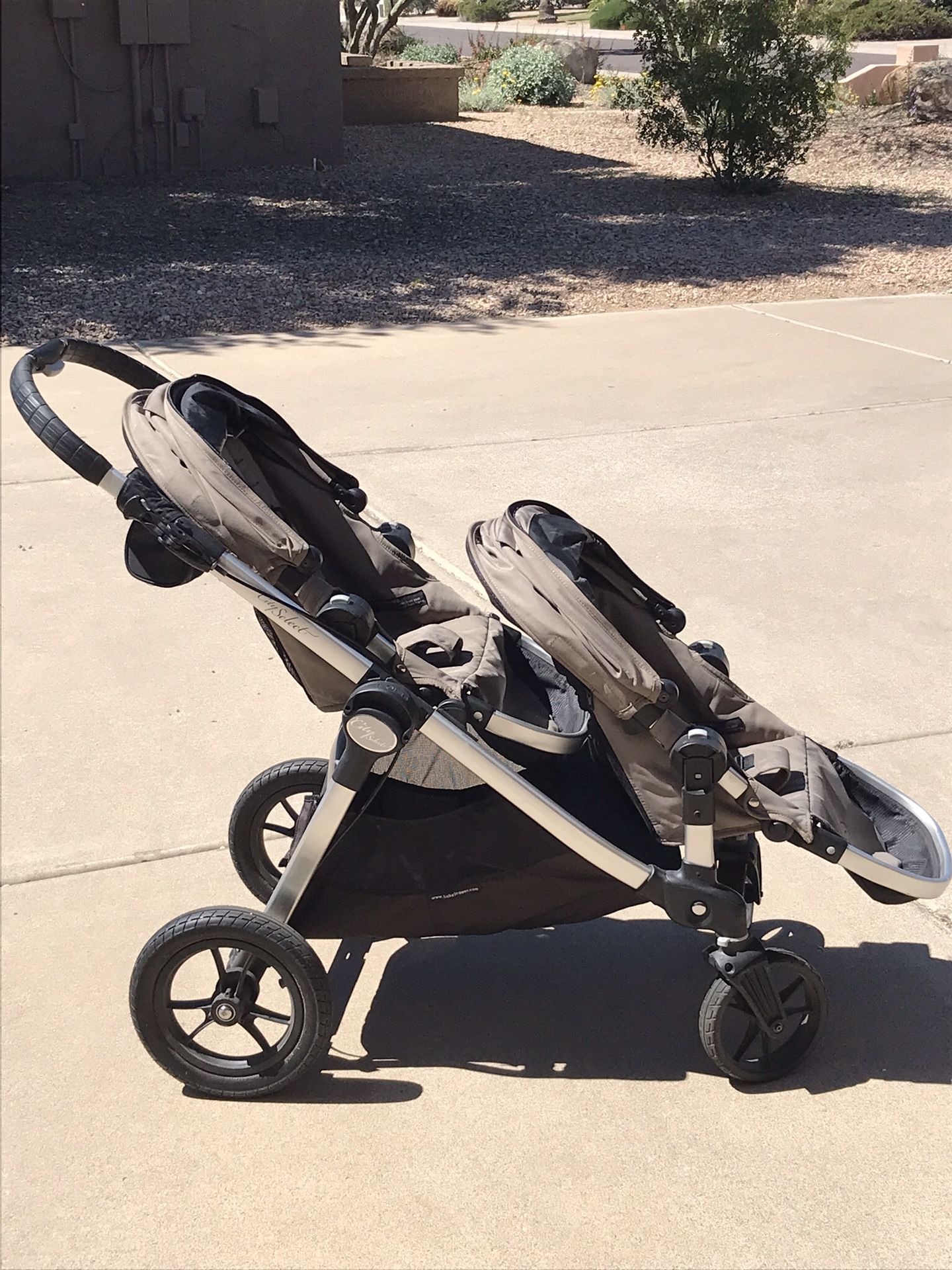 City Select Double Stroller for Sale in Scottsdale, AZ OfferUp