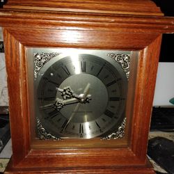 Shelf Mantle Clock Westminster r Chime 