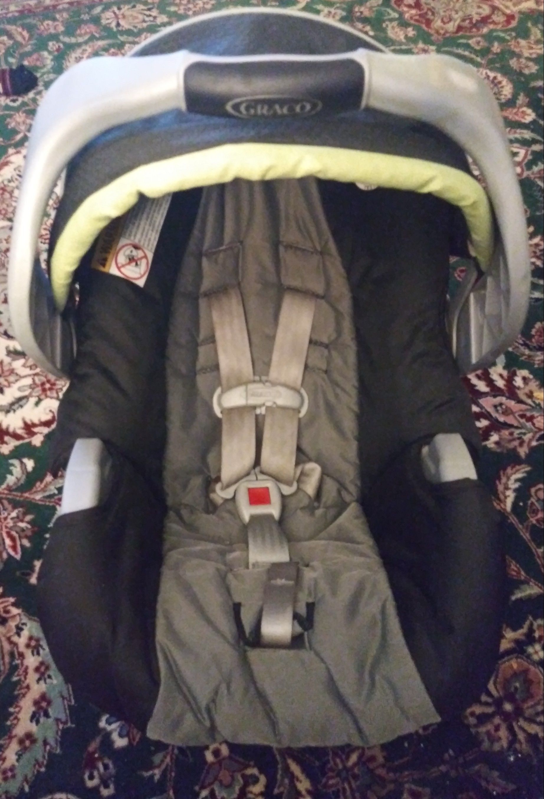 Graco infant car seat with base