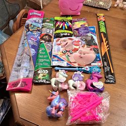 "NEW " Bundle Of 13 Assorted Toys For Children - SEE DESCRIPTION 
