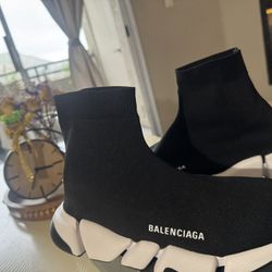Balenciaga Speed Size 7
