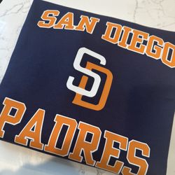 Padres Sweatshirt & T shirt