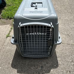 Pet crate