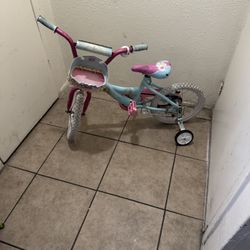 Bisycleta Seminueva Para Niñas En 25 Dolares 