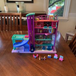 Polly Pockets Mega Mall