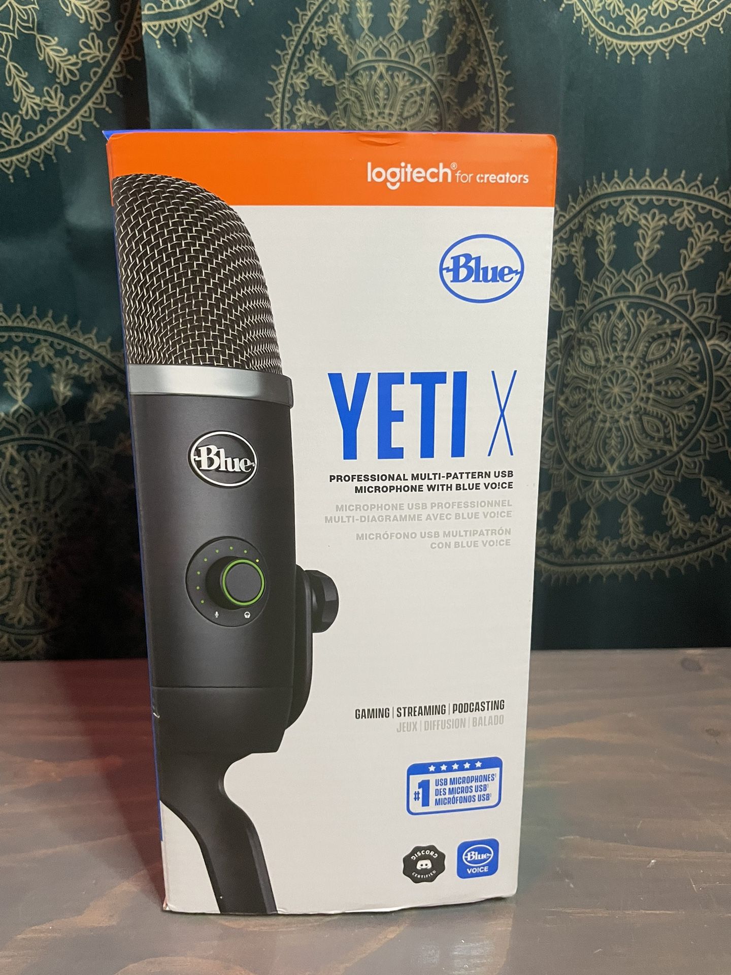 Yeti X Professional USB Multi-Pattern Condenser Microphone