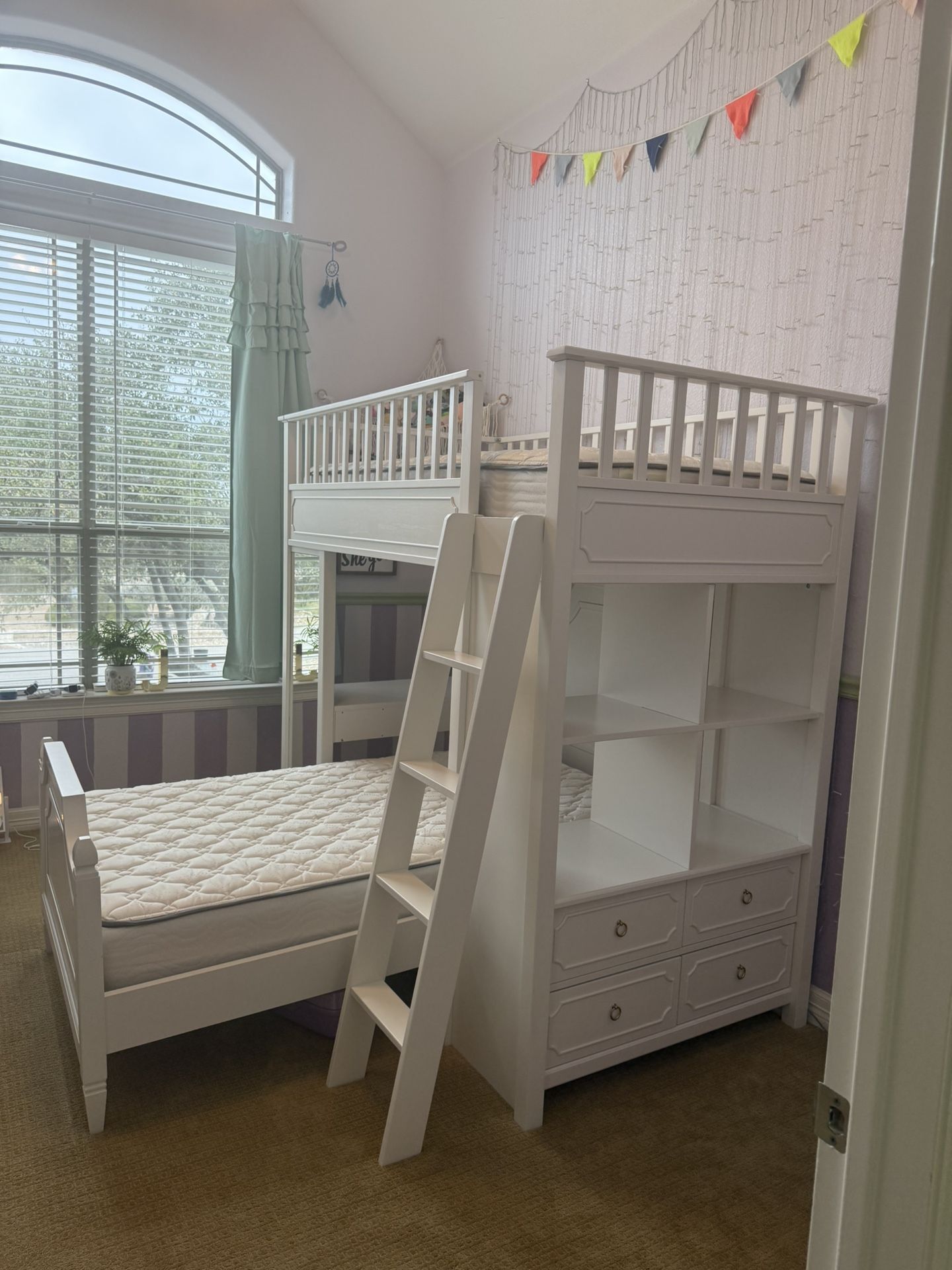 Potterybarn Kids Bunk Ava Regency Loft & Twin Bed Set