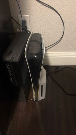 PS5 w/ 2 controllers