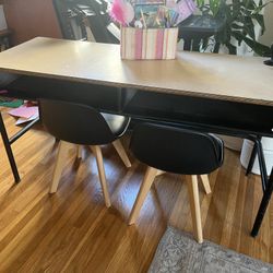 Kids Desk And Chairs 