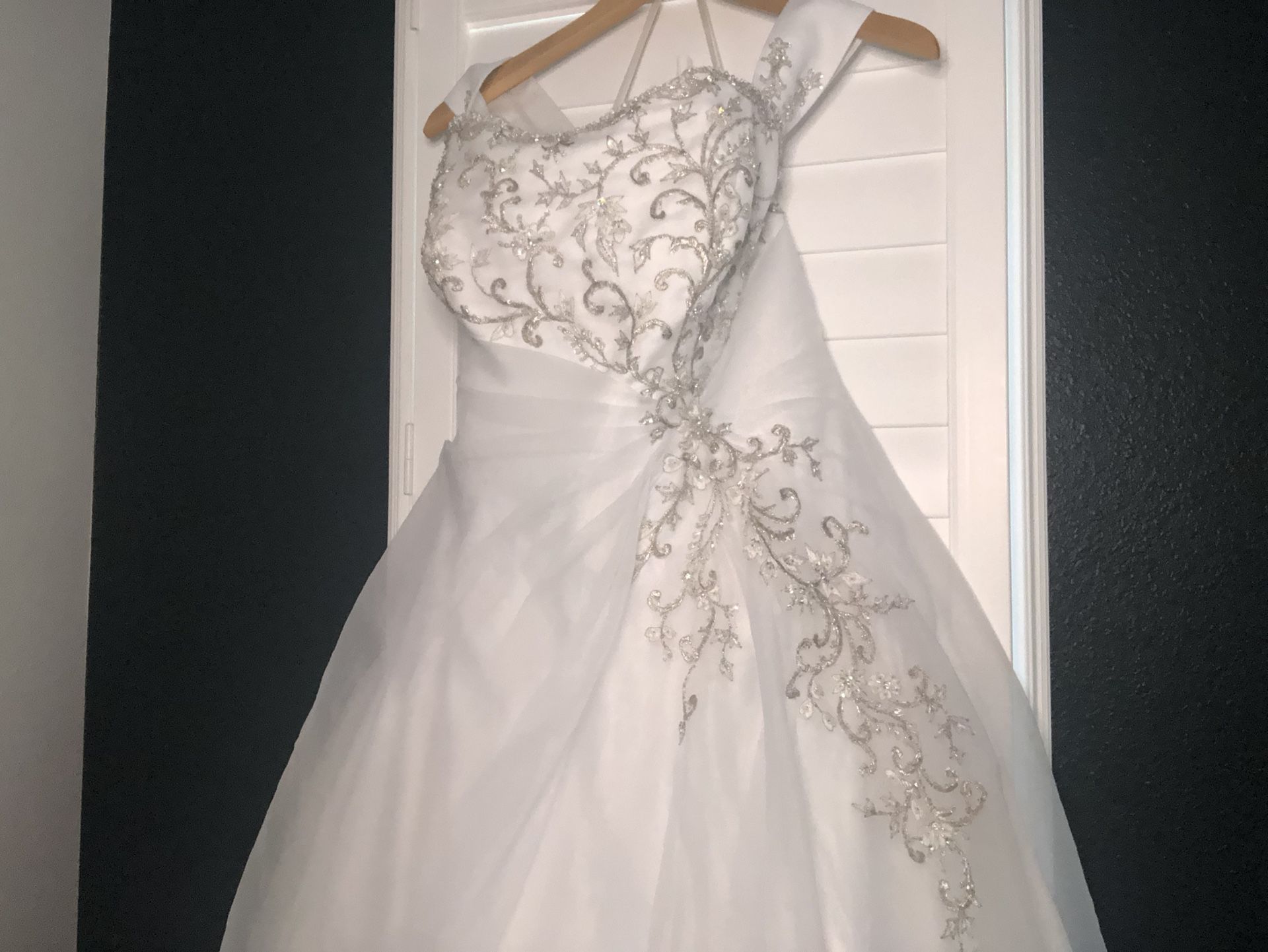 Allure Bridal Wedding dress