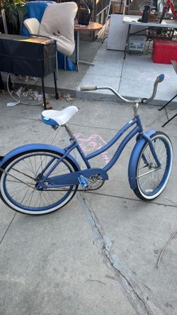 Huffy beach cruiser