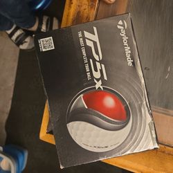 TaylorMade TP5x (12 Ct.) High Performance Golf Balls