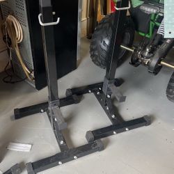Squat bar stand
