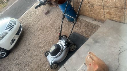 Gas Push Lawn Mower