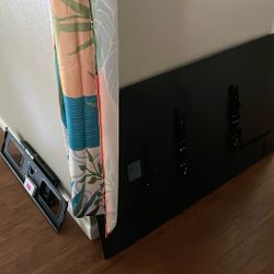 SAMSUNG  TV 65”
