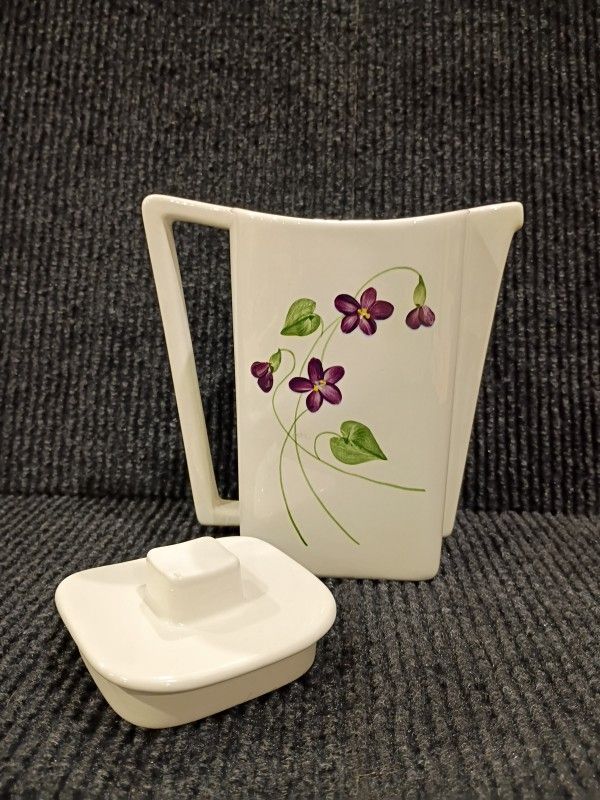 1953 Wood Violet Orchardware California Ceramics