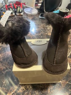 UGG Australia Baby Booties – Genuine Leather & Real Australian Lamb Fur – Size Infant Small
