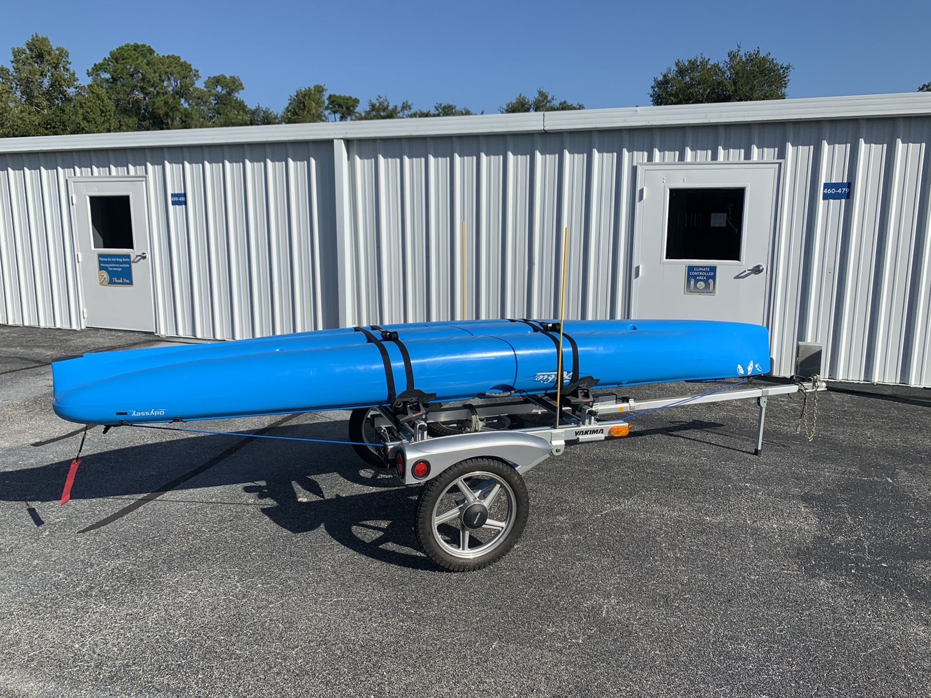 Yakima Rack and Roll Trailer with Spare Tire, Kickstand and Extension