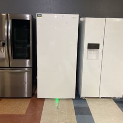 Frigidaire 20 Cubic Ft. Stand Up Freezer‼️‼️