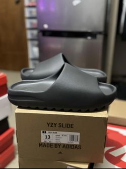 Yeezy Slide Onyx Sz13 - $150