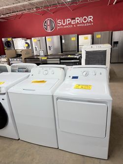 GE Top Load Washer and Gas Dryer Set