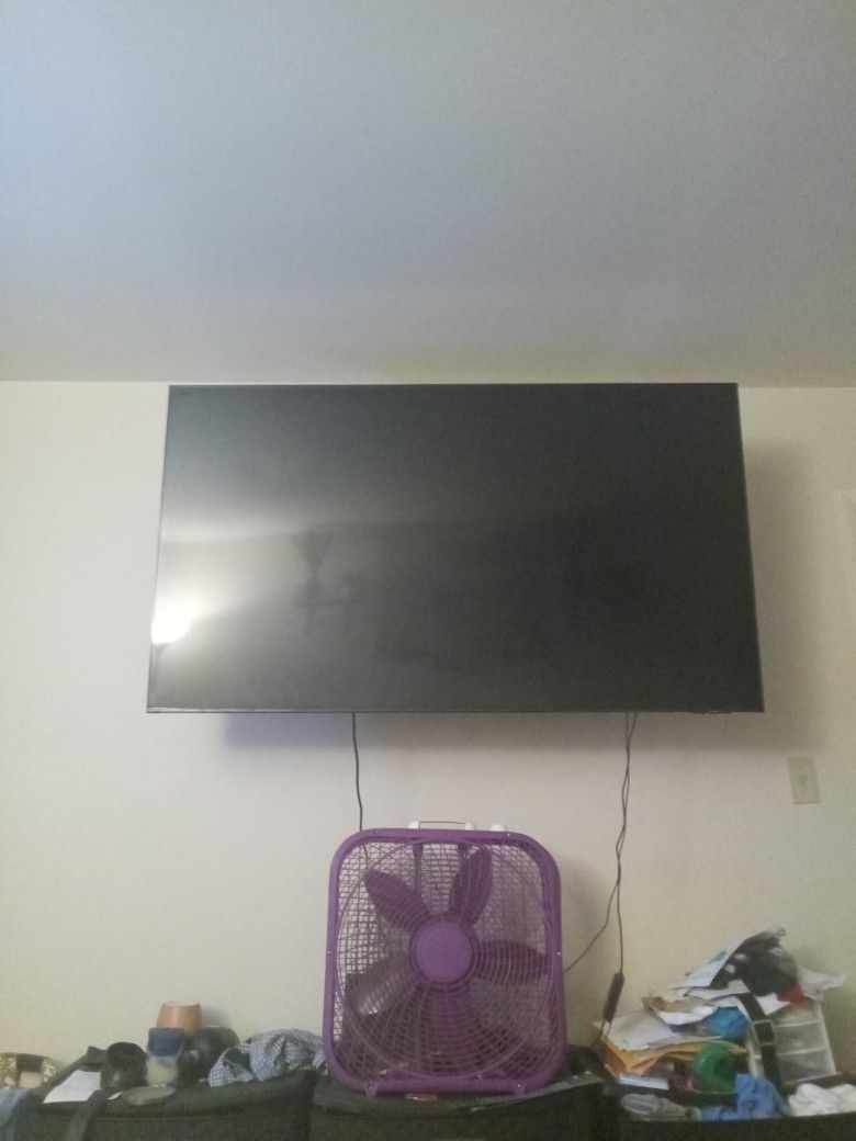 65 Inch Samsung TV $400