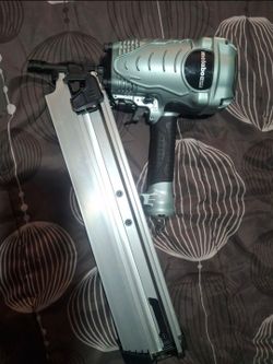 Metabo HPT Clavadora de marco, clavador de potencia preferido por profesionales para pisos, cubiertas de techo y más, herramienta de marco ligera de 7