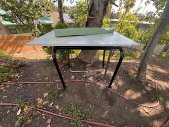 Free Art/Drawing Table