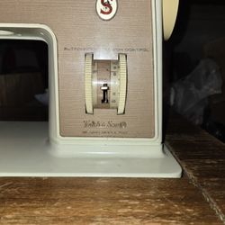 Singer Touch And Sew 